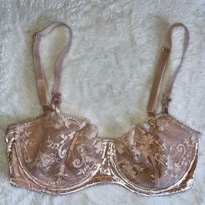 Victoria’s Secret Dream Angels Wicked Velvet Unlined Demi Bra